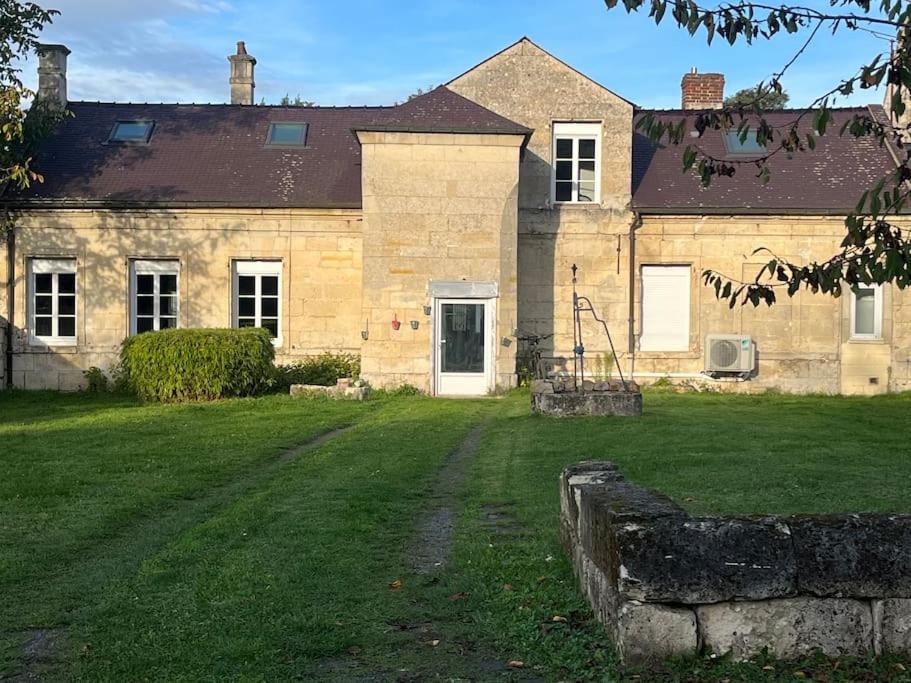 Gite Le Presbytere De Blerancourt Bagian luar foto
