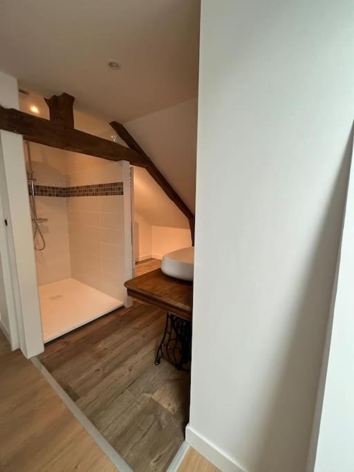 Gite Le Presbytere De Blerancourt Bagian luar foto